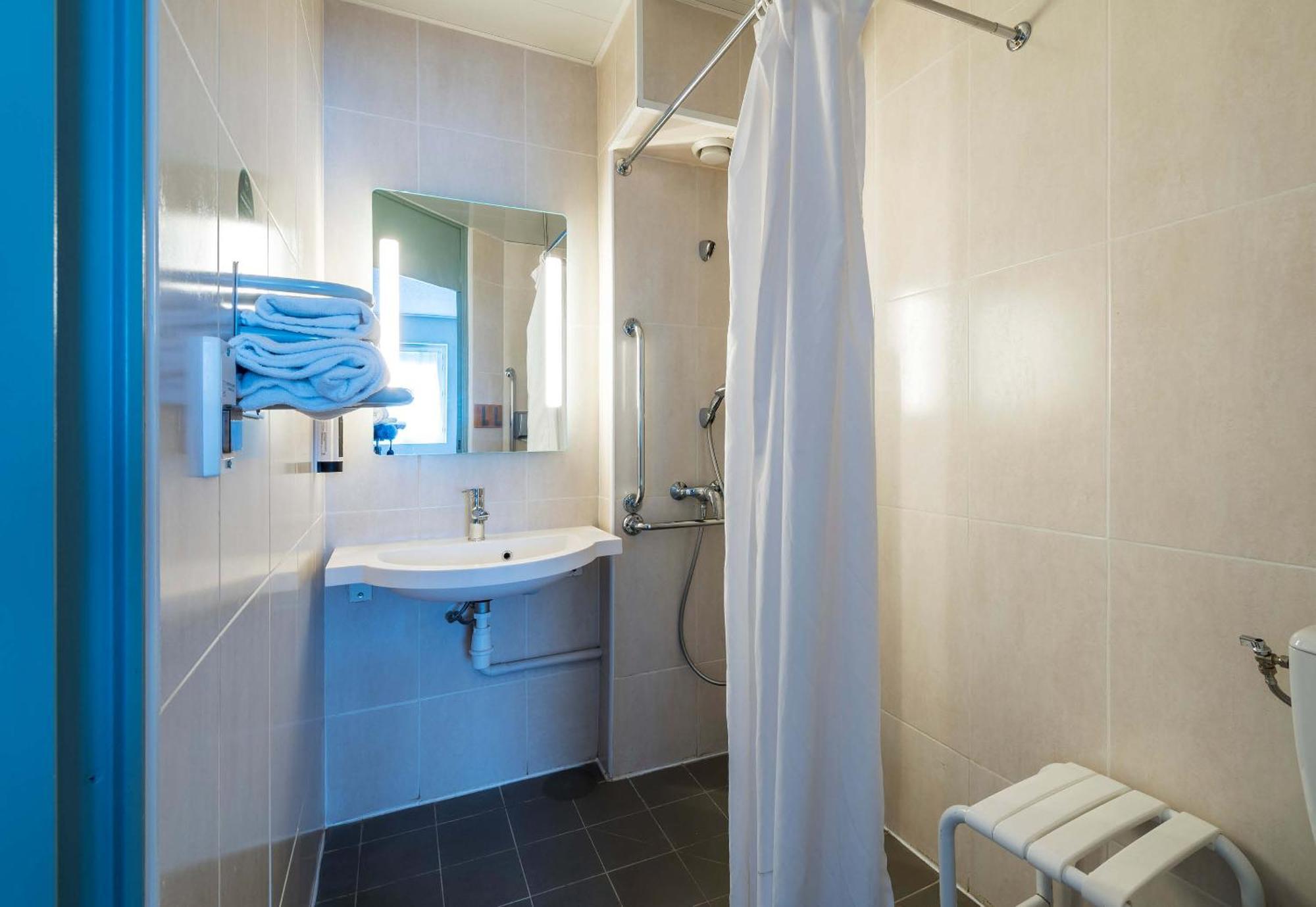 B&B Hotel Angers 2 Universite Beaucouzé Kültér fotó