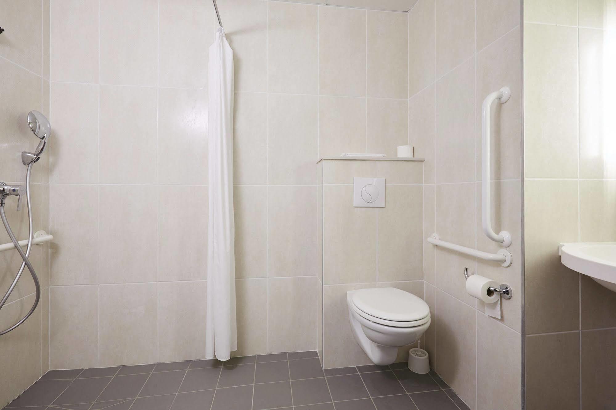 B&B Hotel Angers 2 Universite Beaucouzé Kültér fotó